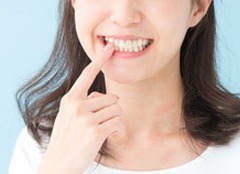 銀歯から自然な白い歯へ